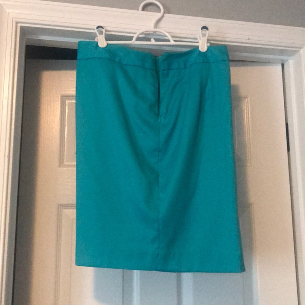 Limited teal straight skirt